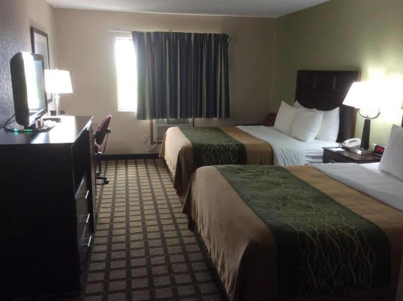 Hotel Baymont By Wyndham Ames